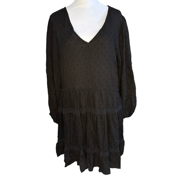 Aveology By Avenue Womens Black Tunic Top Size 16 FlaredSleeve Boho Empire Waist - Picture 2 of 9